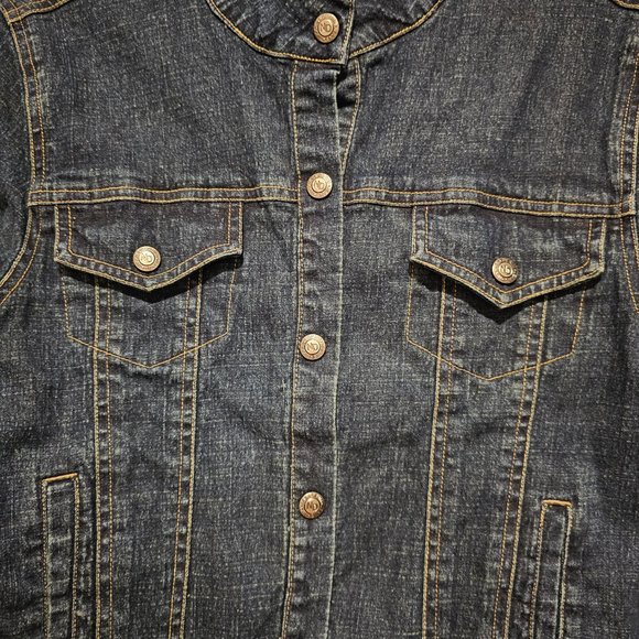 Cute Jean Jacket - Dark Wash - Picture 9 of 11